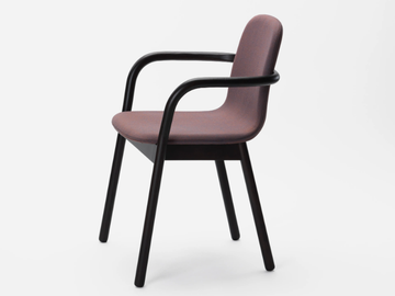 HUG - Fabric chair with armrests by Zilio A&C - view 2